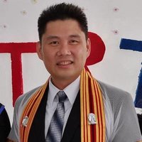 อาจารย์​พี่แชมป์​ 