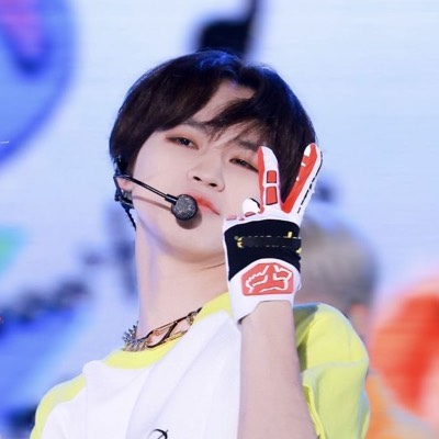 เจ