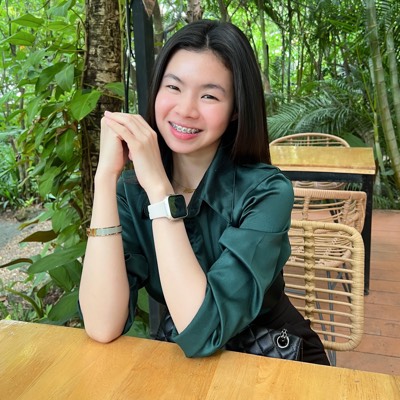 ทิฆัมพร จันทนา